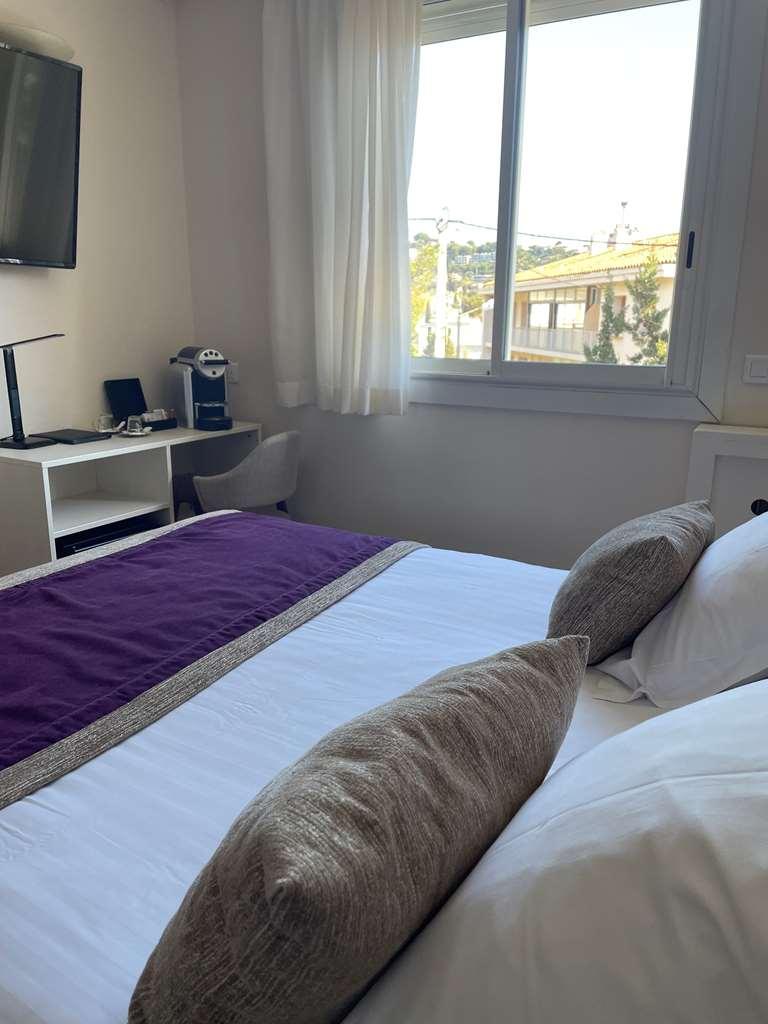 Best Western Plus Hôtel la Rade Cassis Zimmer foto